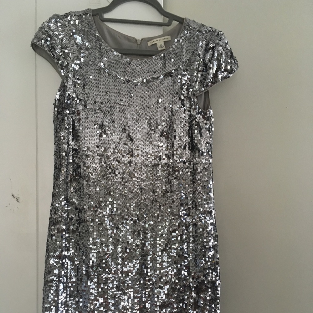Banana Republic silver sequins dress size 00